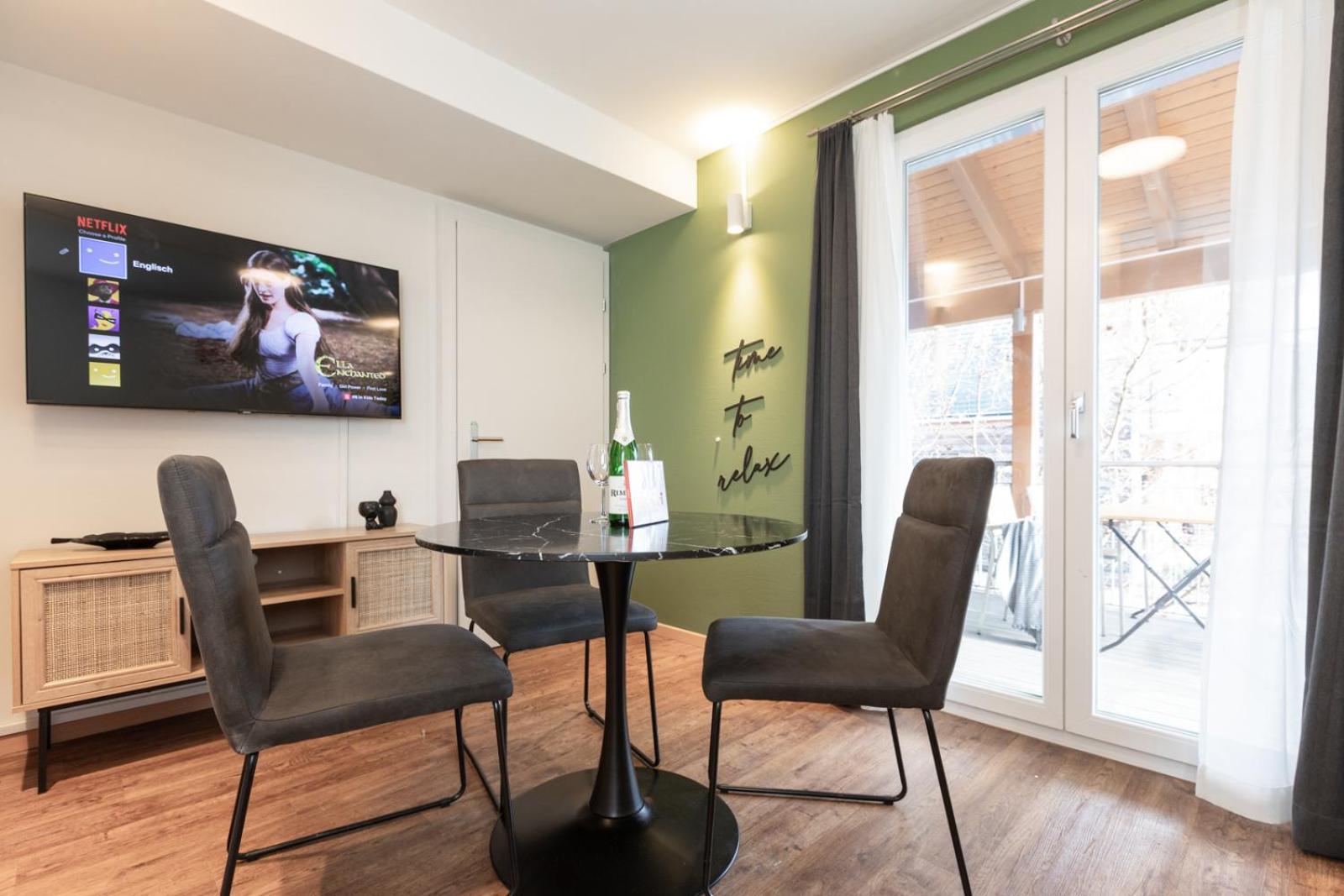 Spirit Apartments Suites Бриенц Экстерьер фото